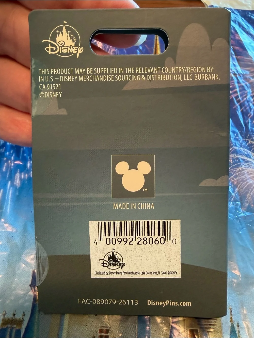 2026 Light Up Mickey Mouse Autumn Wreath Pin. Sealed.